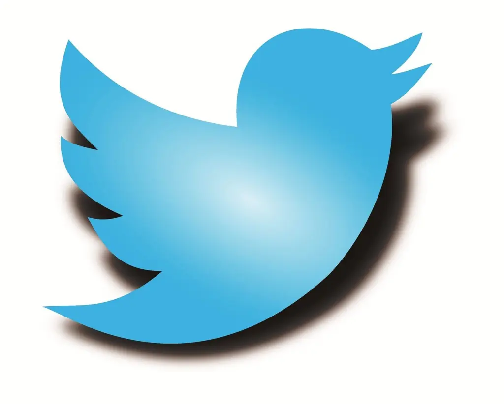 Το Twitter αυστηροποιεί τους κανόνες για ειδήσεις που αφορούν τον πόλεμο στην Ουκρανία