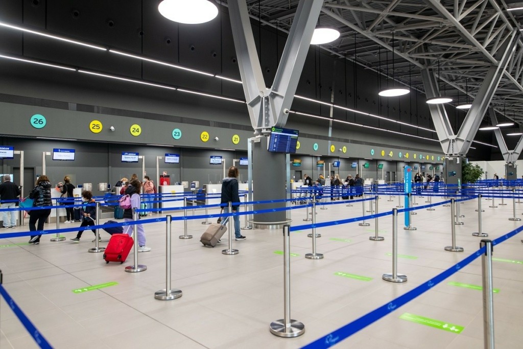 Θεσσαλονίκη: Πατέρας και κόρη έκλεψαν ρολόι από επιβάτη στο αεροδρόμιο “Μακεδονία”