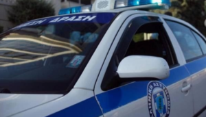 Κολωνός: Τοποθέτησαν γκαζάκια σε είσοδο πολυκαταστήματος