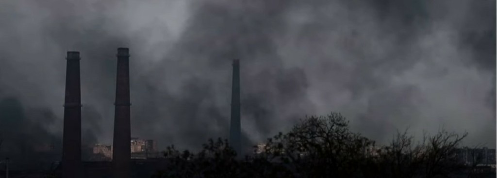 Άρχισε η αντίστροφη μέτρηση για το Αζοφστάλ – Οι Ρώσοι βομβαρδίζουν τις εγκαταστάσεις της χαλυβουργίας