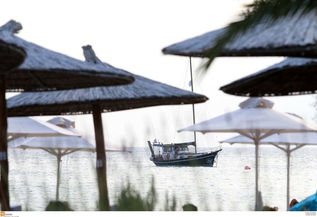 Εφιάλτης για 19χρονη στη Χαλκιδική – Πήγε για μπάνιο και καταγγέλλει ότι βιάστηκε