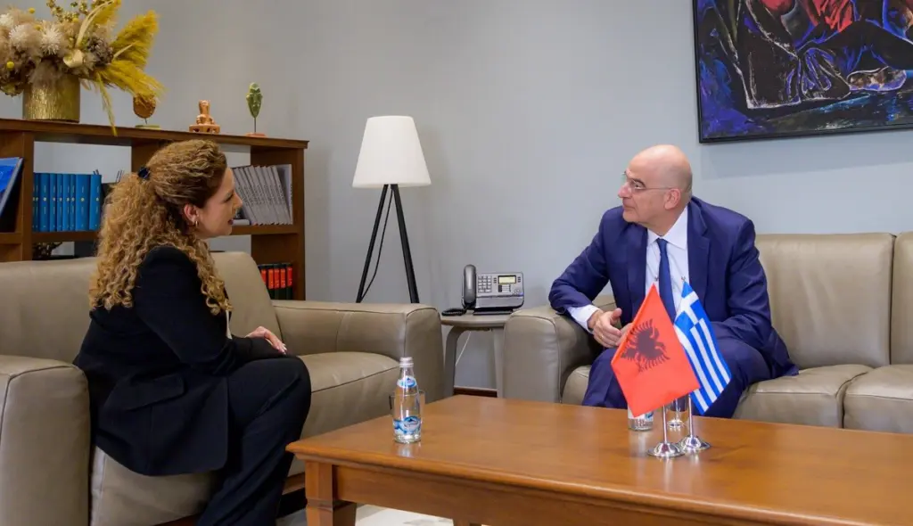 Ζήτημα Τσάμηδων έθεσε η Αλβανίδα ΥΠΕΞ – Η αποστομωτική απάντηση Δένδια