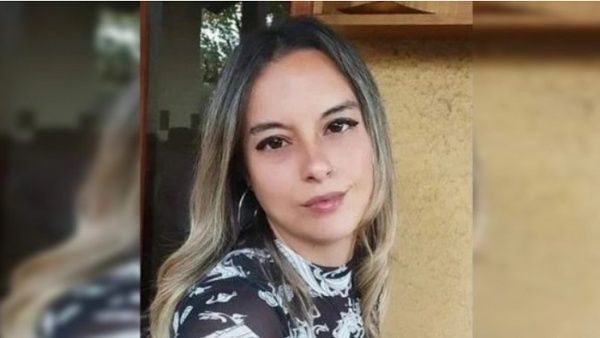 Θρήνος στη Χιλή με νεκρή δημοσιογράφο – Σκοτώθηκε από σφαίρα σε επεισόδια την Πρωτομαγιά (pics&vids)