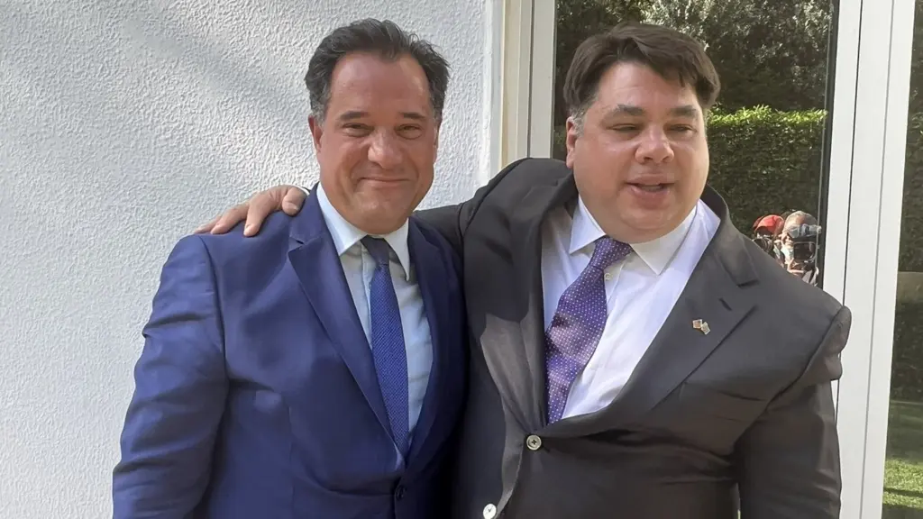 Ο Άδωνις Γεωργιάδης συναντήθηκε με τον νέο πρέσβη των ΗΠΑ – “Θα γράψει ιστορία”