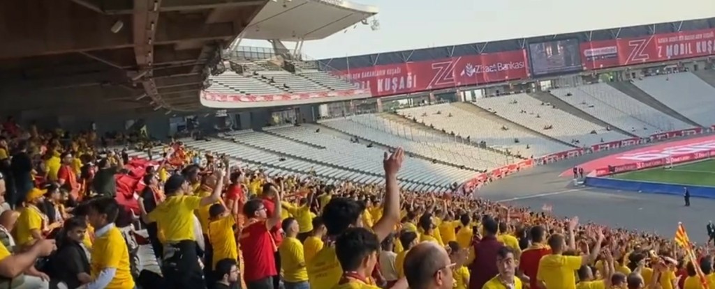 Για “πόλεμο” ετοιμάζονται στον τελικό κυπέλλου της Τουρκίας – Χατζάρες και ενέδρες με πέτρες (pics&vids)
