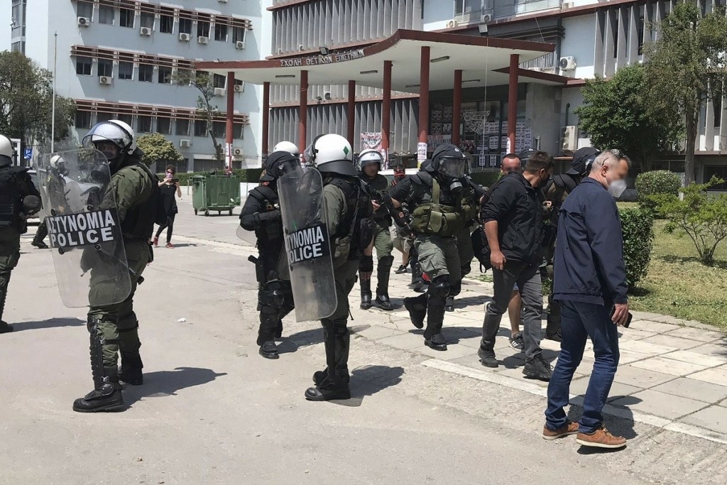 Έστειλαν απειλητικές επιστολές στον Κώστα Παπαζάχο μετά το “λουκέτο” στο Τμήμα Γεωλογίας