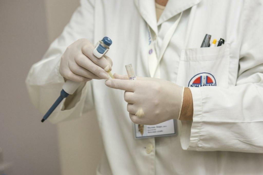 Τι είναι η λέπρα που αναστάτωσε το νοσοκομείο “Αττικόν” – Τα συμπτώματα και η πρόληψη