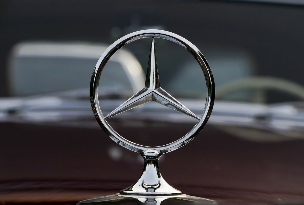 Σπάνια Mercedes του 1955 πωλήθηκε σε δημοπρασία για ποσό ρεκόρ (pic)
