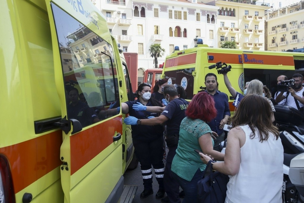 Έρχεται το πόρισμα για τη φωτιά στο κέντρο της Θεσσαλονίκης – Παραμένουν σε ΜΕΘ δυο άνθρωποι