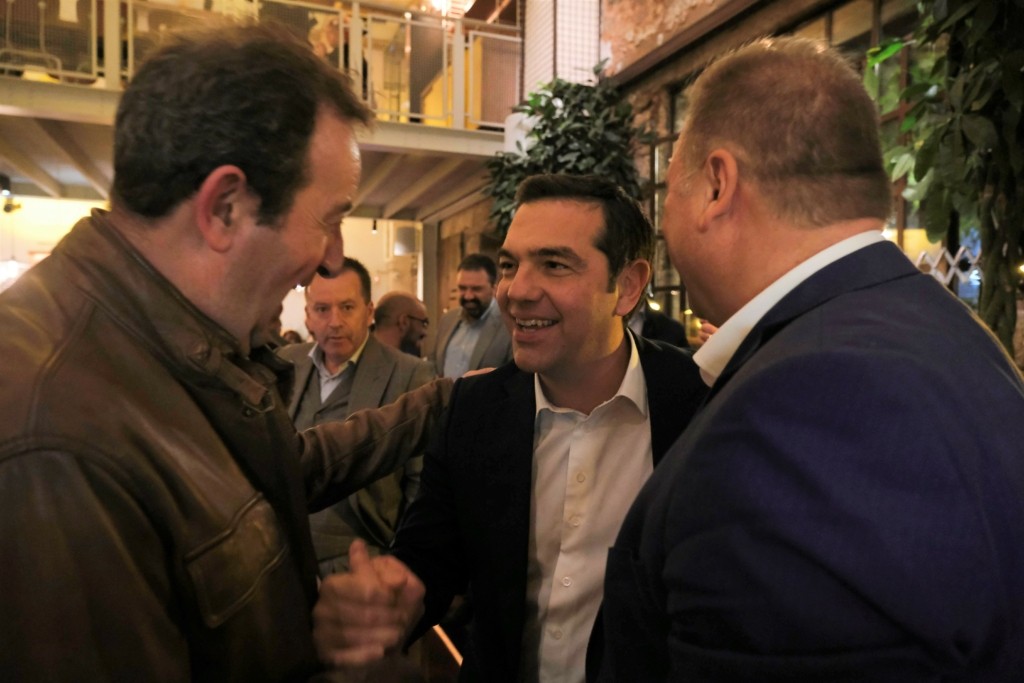 Η βόλτα του Τσίπρα σε ταβέρνα στου Ψυρρή πριν τις εκλογές στο ΣΥΡΙΖΑ
