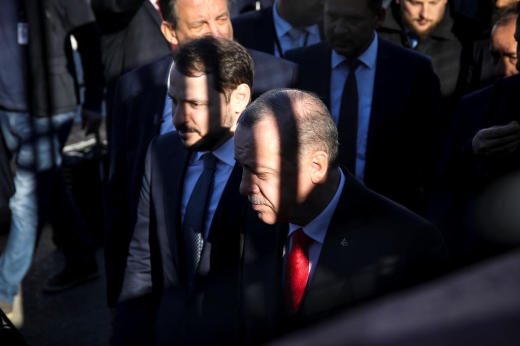 Νέες ιστορικές ανακρίβειες από τον Ερντογάν κατά της Ελλάδας – Η έμμεση προειδοποίηση για τα τουρκικά στρατεύματα