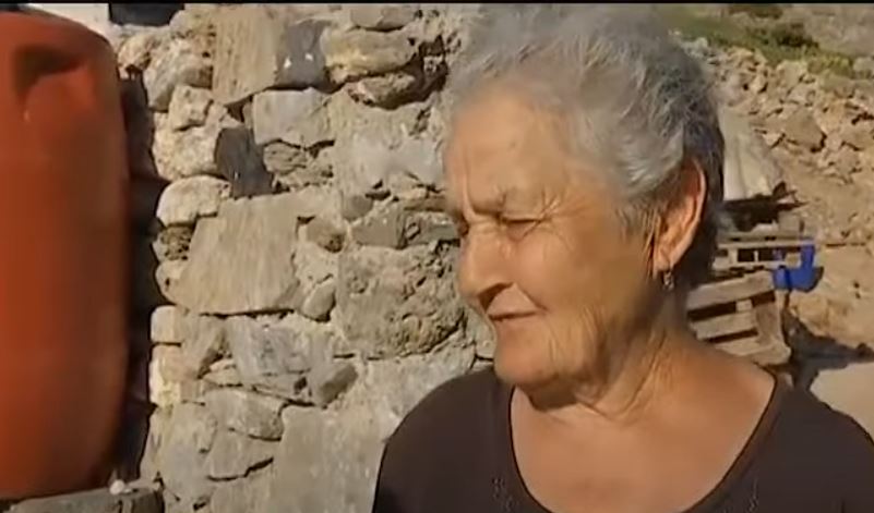 Η κυρά Ρηνιώ της Κινάρου απαντά στους Τούρκους – “Θα καλοπεράσουν”