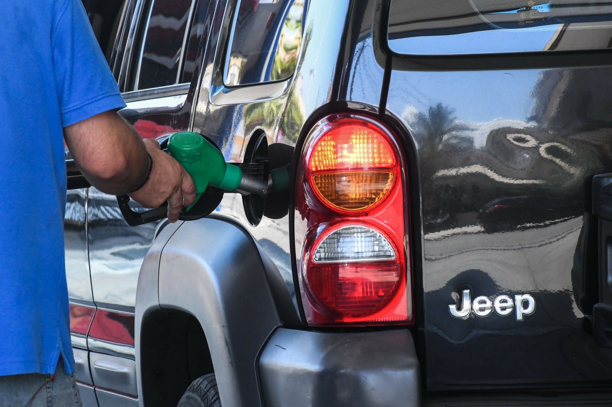 “Ξεκόβει” τα περί νέου Fuel Pass ο Γεωργιάδης – “Θα υποχωρήσουν οι τιμές στα καύσιμα”