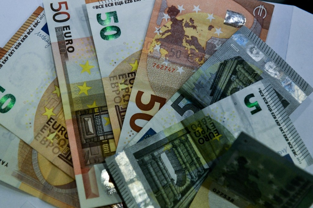 Από την Παρασκευή οι αιτήσεις για αποζημίωση έως 600 ευρώ στο ηλεκτρικό ρεύμα – Πώς θα την εισπράξετε
