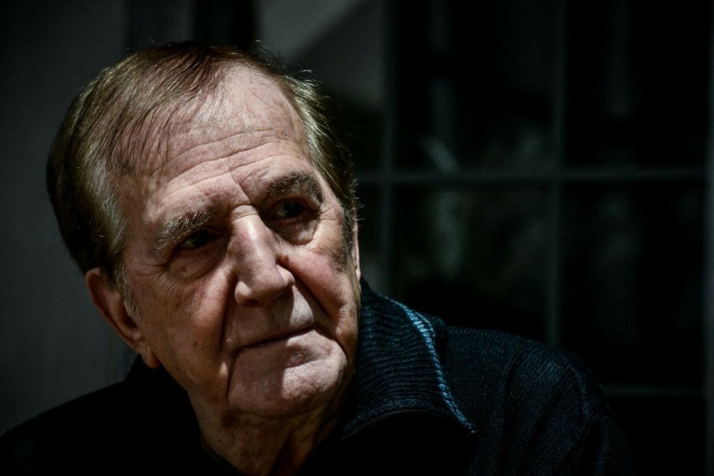H εξομολόγηση του σπουδαίου Γιώργου Κωνσταντίνου – Τα δύσκολα παιδικά χρονιά και ο εθισμός στον τζόγο (pics&vids)