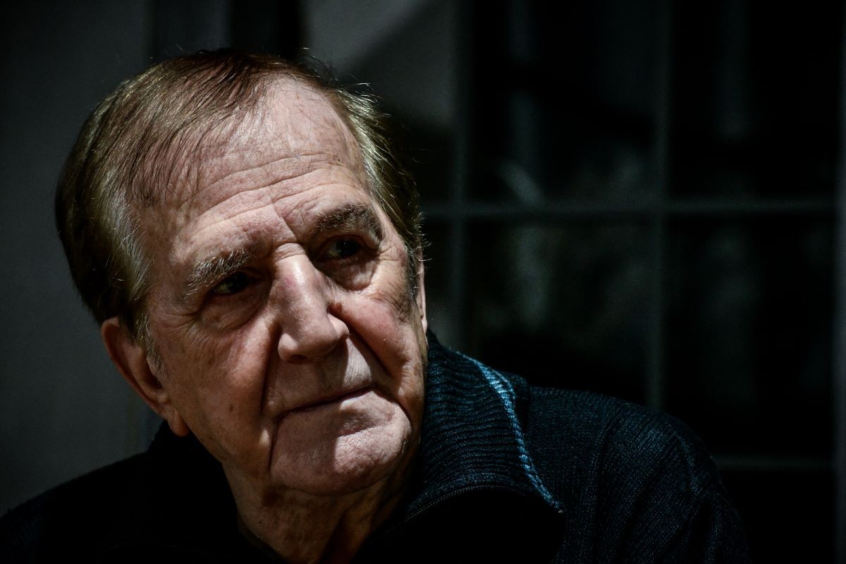H εξομολόγηση του σπουδαίου Γιώργου Κωνσταντίνου – Τα δύσκολα παιδικά χρονιά και ο εθισμός στον τζόγο (pics&vids)