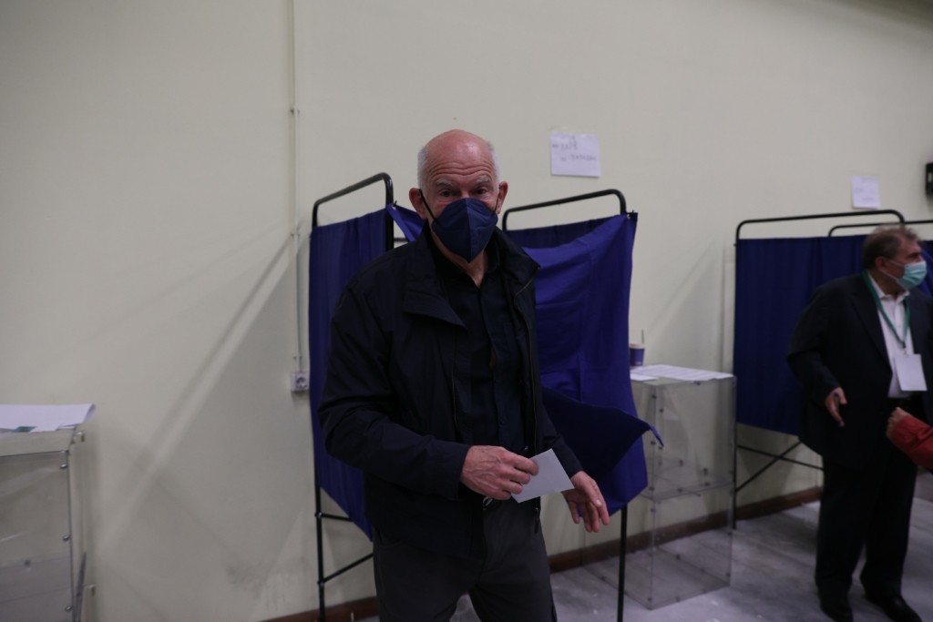 Βηματοδότης τοποθετήθηκε στον πρώην πρωθυπουργό Γιώργο Παπανδρέου