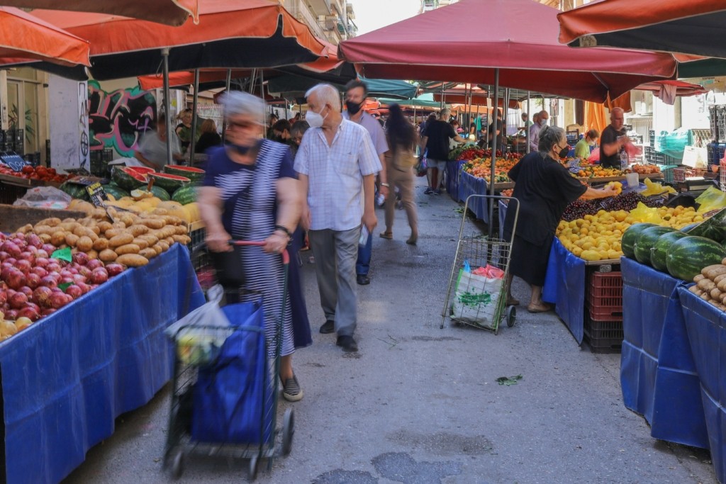 Ακρίβειας… συνέχεια – Τι θα γίνει με τη νέα επιδότηση στα καύσιμα, τη μείωση του ΦΠΑ και τα φαινόμενα αισχροκέρδειας