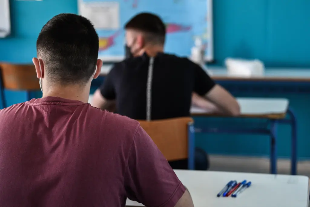 Συνεχίζονται οι Πανελλαδικές 2022 με Μαθηματικά (Άλγεβρα) για τους υποψηφίους των ΕΠΑΛ 