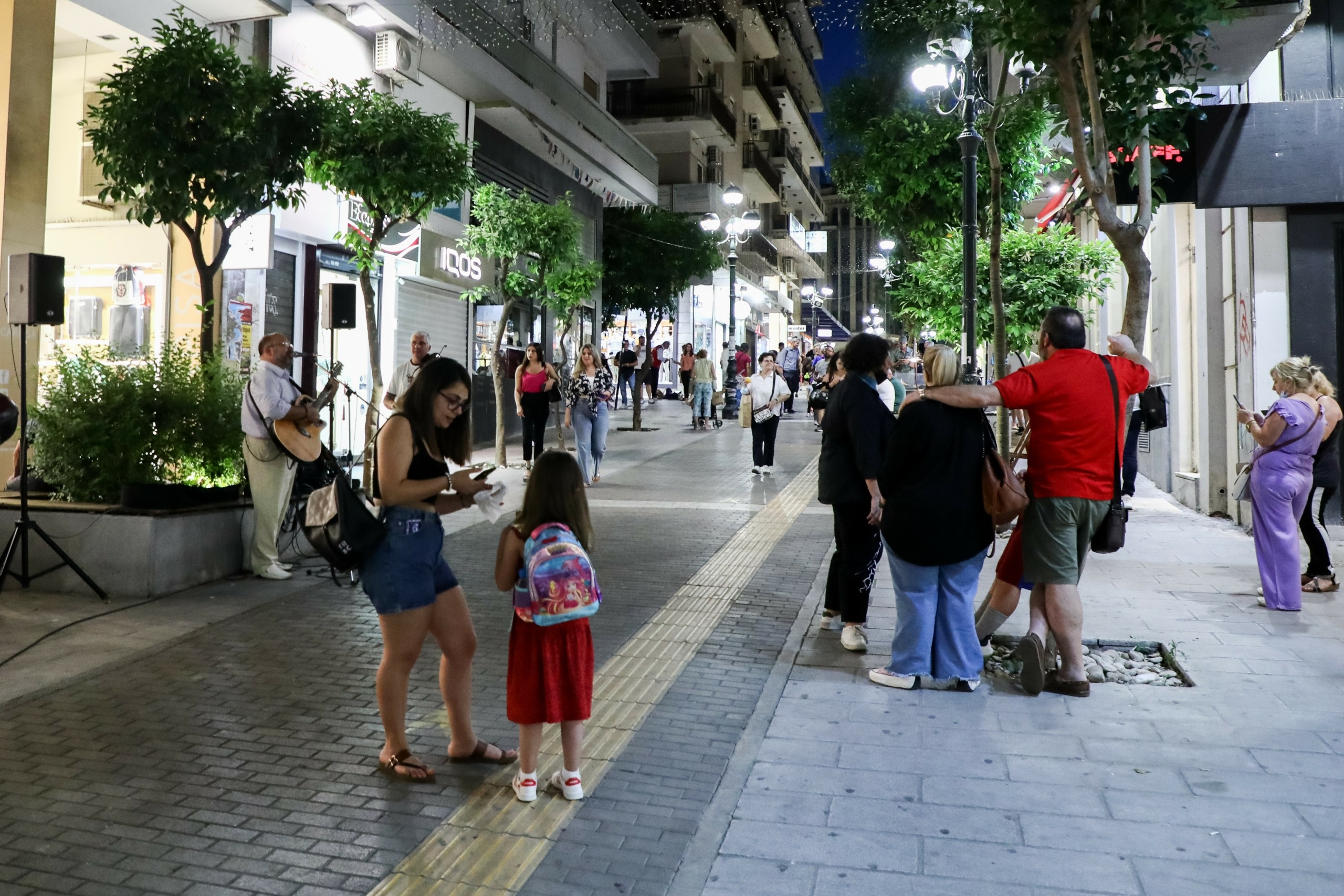 Ηλιοφάνεια και ζέστη σε όλη τη χώρα το Σάββατο