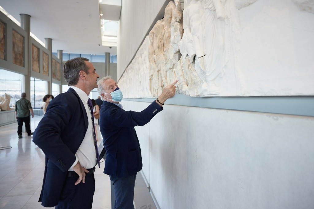 Σίγουρος ο Μητσοτάκης για την επανένωση των γλυπτών του Παρθενώνα