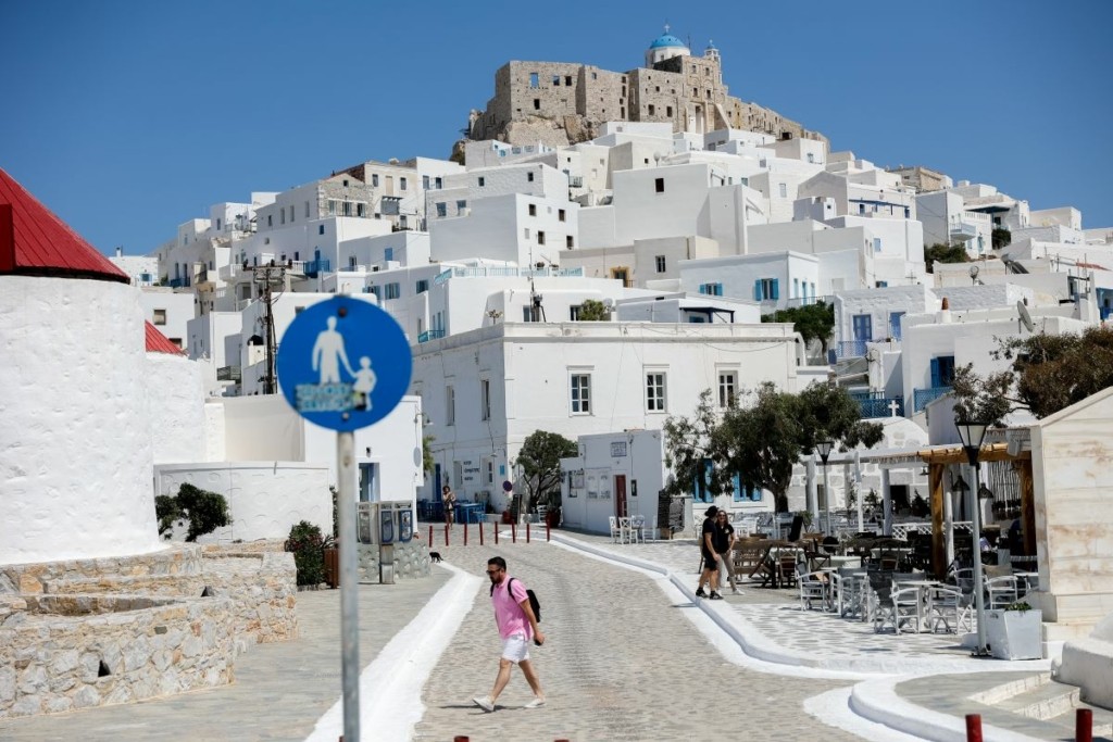 Η Αστυπάλαια επενδύει στην αειφορία, γίνεται πόλος έλξης τουριστών και πρωταγωνιστεί διεθνώς
