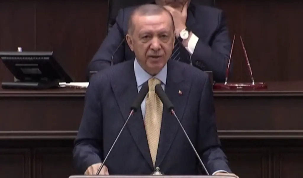 Νέα επίθεση Ερντογάν στην Ελλάδα για “υπόθαλψη τρομοκρατών”