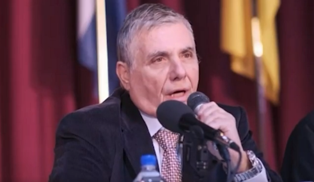 Αυτός είναι λόγος για τον οποίο ο Φρέντι Τράγκας αποποιήθηκε την κληρονομιά του πατέρα του