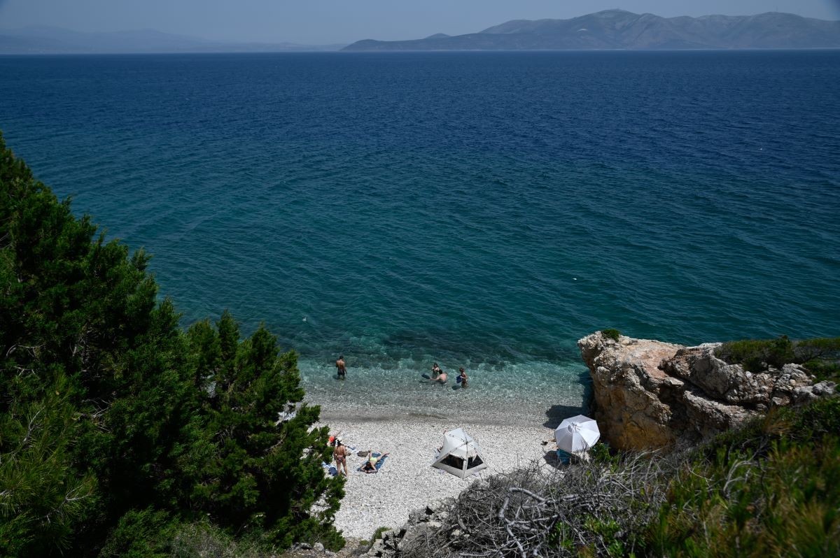 Ανεβαίνει κι άλλο η θερμοκρασία το Σάββατο – Μέχρι τους 35 βαθμούς θα δείξει το θερμόμετρο