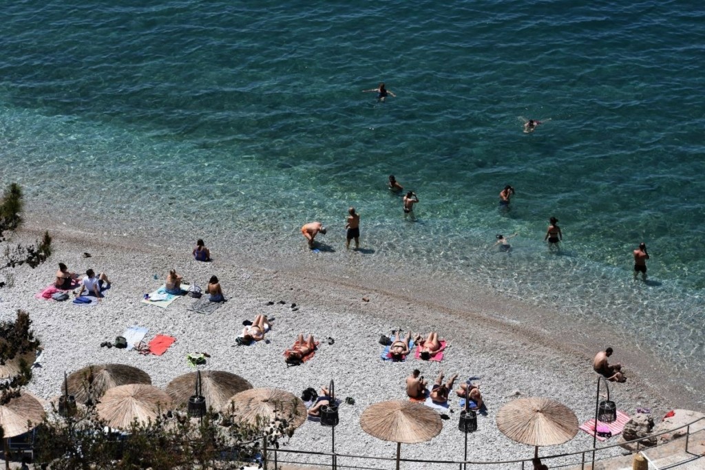 Οι καλύτερες παραλίες παγκοσμίως είναι 100% ελληνικές, σύμφωνα με τους Βρετανούς – Ποιες ξεχωρίζουν