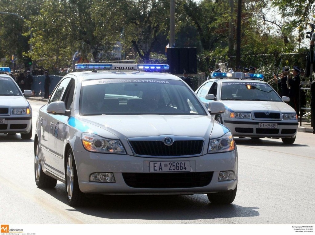 Έβρισκε ηλικιωμένους μέσω αγγελιών και τους υπνώτιζε για να τους ξαφρίσει – Πώς έπειθε τα θύματά της η 47χρονη