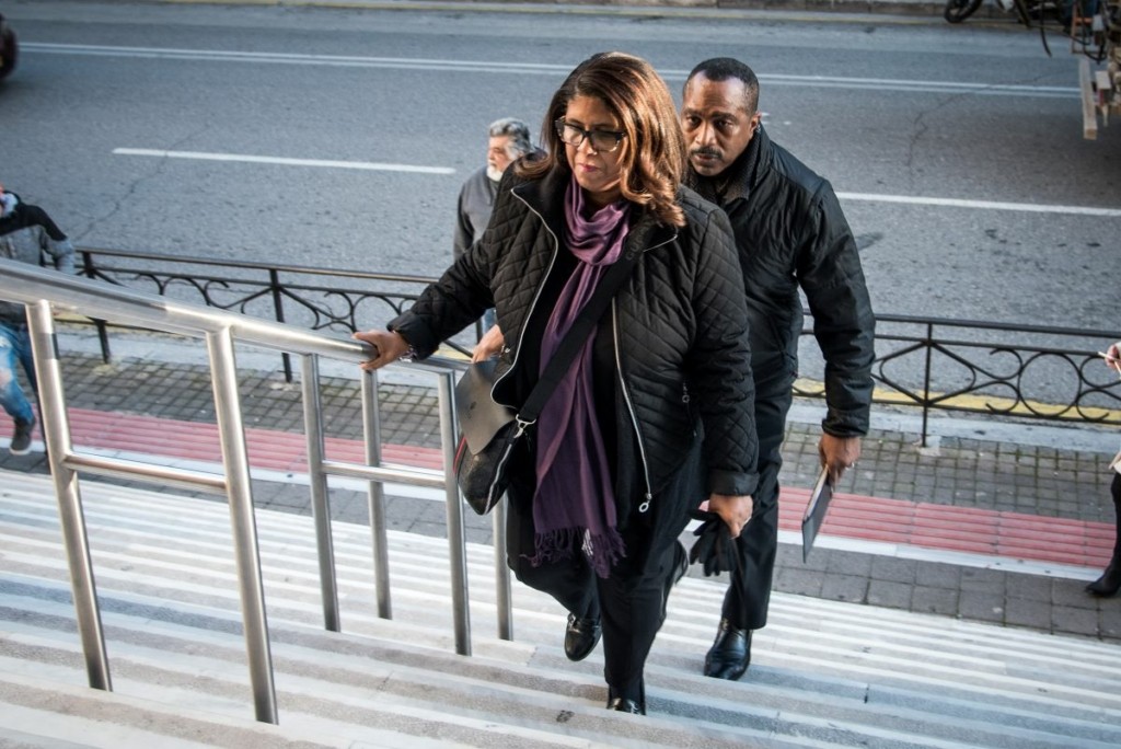 Μειώθηκαν οι ποινές των κατηγορουμένων για τη δολοφονία του Μπακάρι Χέντερσον – Απογοήτευση για την οικογένεια (vids)