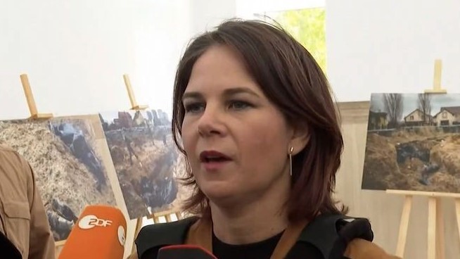 Θετική στον κορονοϊό η Αναλένα Μπέρμποκ – Ακυρώνονται οι επισκέψεις σε Αθήνα και Άγκυρα
