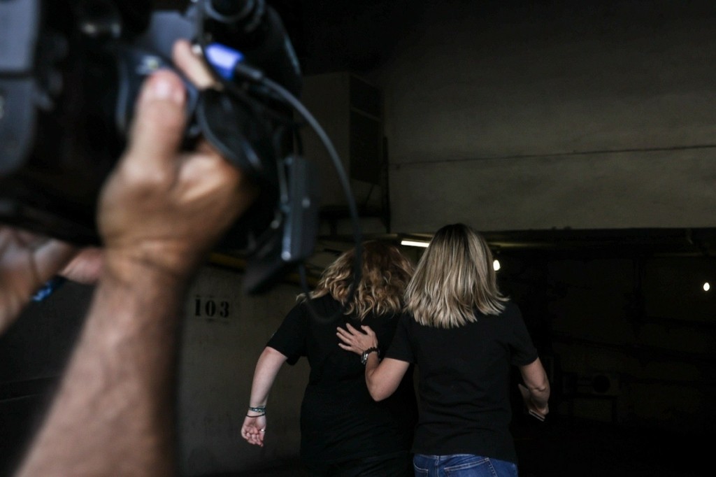 Ήρεμη και ψύχραιμη η Δήμητρα Πισπιρίγκου στη ΓΑΔΑ – “Μαραθώνια” η κατάθεσή της  