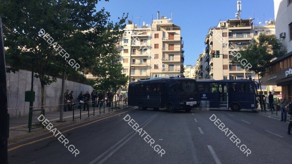 “Αστακός” το Εφετείο – Συγκέντρωση για τη δίκη της Χρυσής Αυγής – Ποιοι δρόμοι είναι κλειστοί (pics&vid)