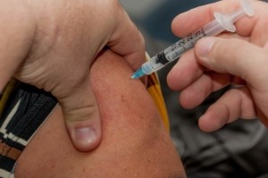 Υπουργείο Υγείας: Ξεκινάει ο εμβολιασμός κατά της εποχικής γρίπης