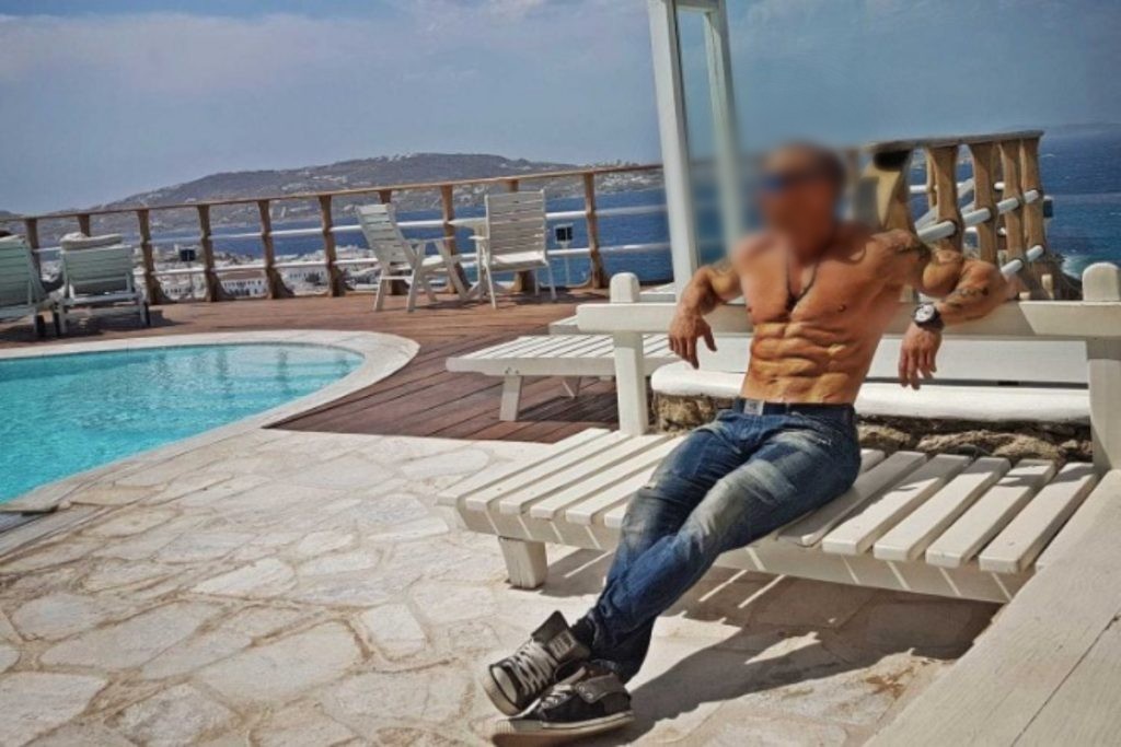 Ροζ βίντεο περιπλέκει το θρίλερ της αυτοκτονίας του γυμναστή – Τι λέει ο δικηγόρος της “γυναίκας αράχνης”