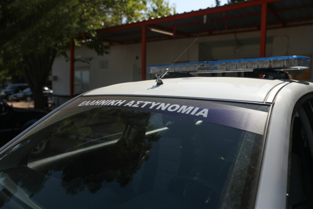 “Είδα την κόρη πεσμένη κάτω και άκουσα να φωνάζουν βοήθεια” – Συγκλονίζει μαρτυρία για τη γυναικοκτονία στη Δράμα (vid)