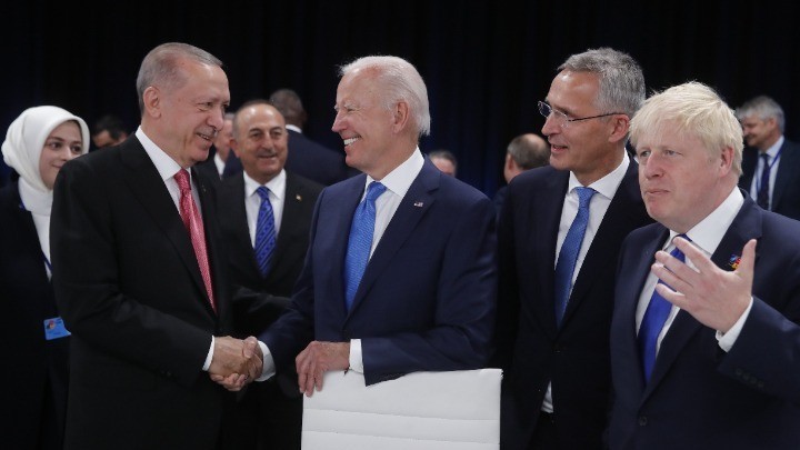 Σαφές μήνυμα Μπάιντεν σε Ερντογάν – “Σημασία η σταθερότητα στο Αιγαίο”