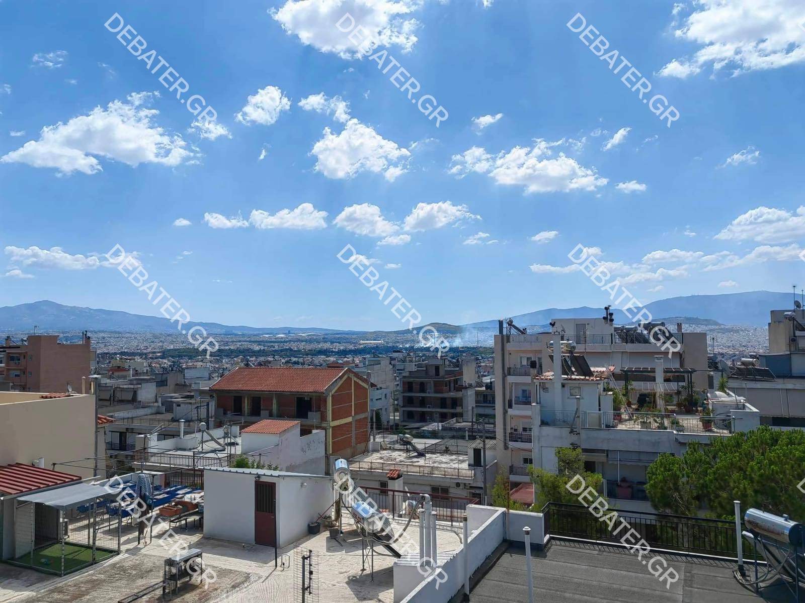 Φωτιά τώρα κοντά στο πάρκο Τρίτση – Επί τόπου η Πυροσβεστική (pics)