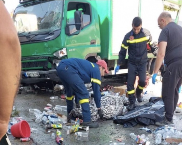 Τραγωδία στην Καβάλα με τρεις νεκρούς – Αυτοκίνητο έπεσε σε πεζούς – Δεν είχε προηγηθεί καταδίωξη (pics)