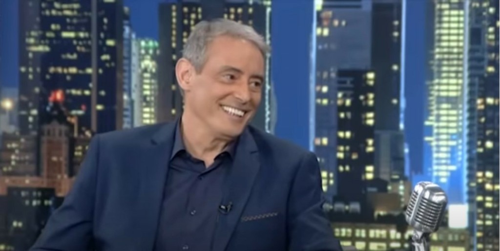 Ο Ιορδάνης Χασαπόπουλος αποκαλύπτει – “Σε κάποιες συνεργασίες μου υπήρξαν πισώπλατα μαχαιρώματα” (vid)