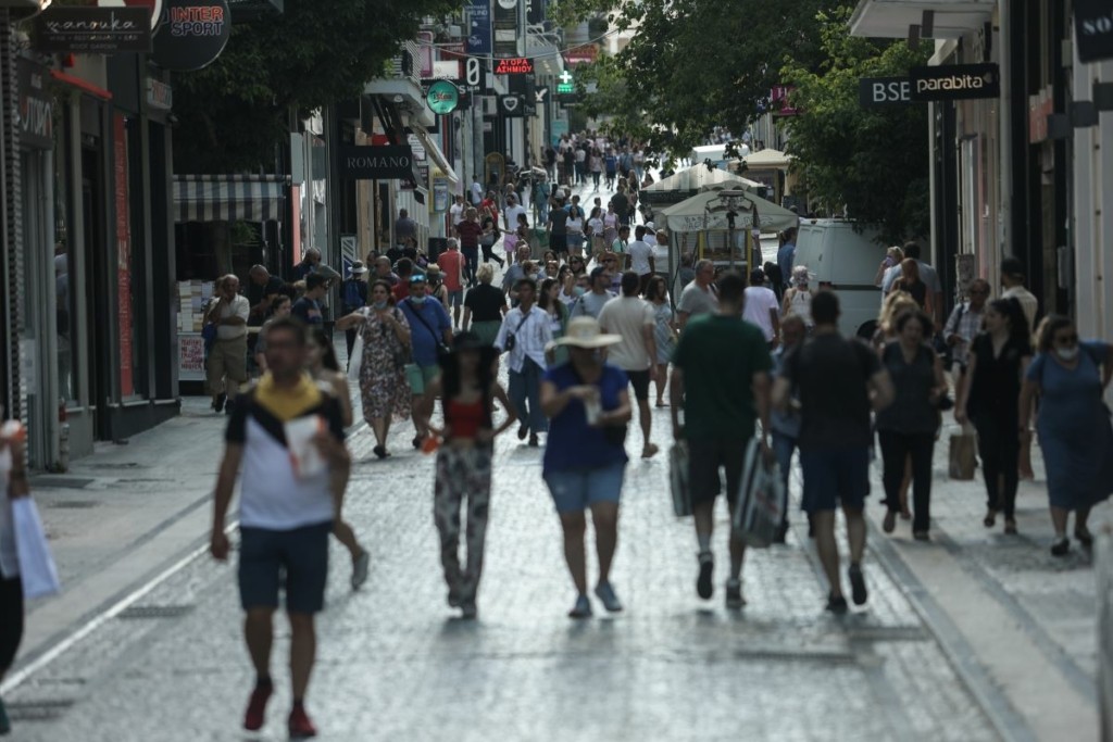 Αυξητικές τάσεις στο ιικό φορτίο – “Έκρηξη” σε Λάρισα και Βόλο – Τι συμβαίνει στην Αττική
