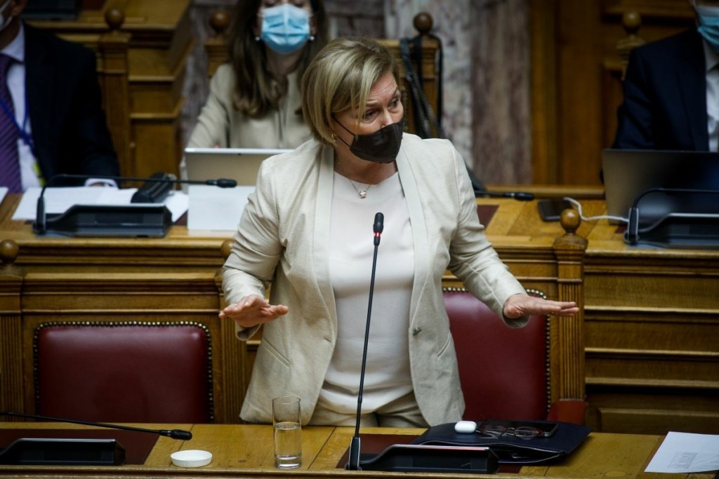 Η έκκληση της Μίνας Γκάγκα με αφορμή ένα σοκαριστικό ατύχημα