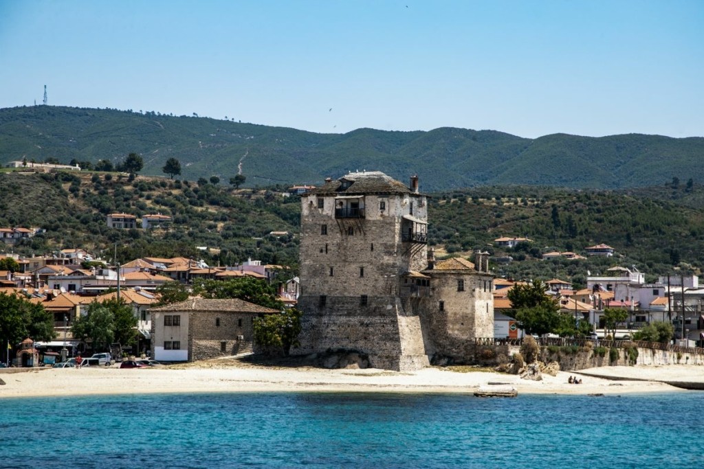 Τραγωδία στη Χαλκιδική – Πέθανε 86χρονη κολυμβήτρια σε παραλία