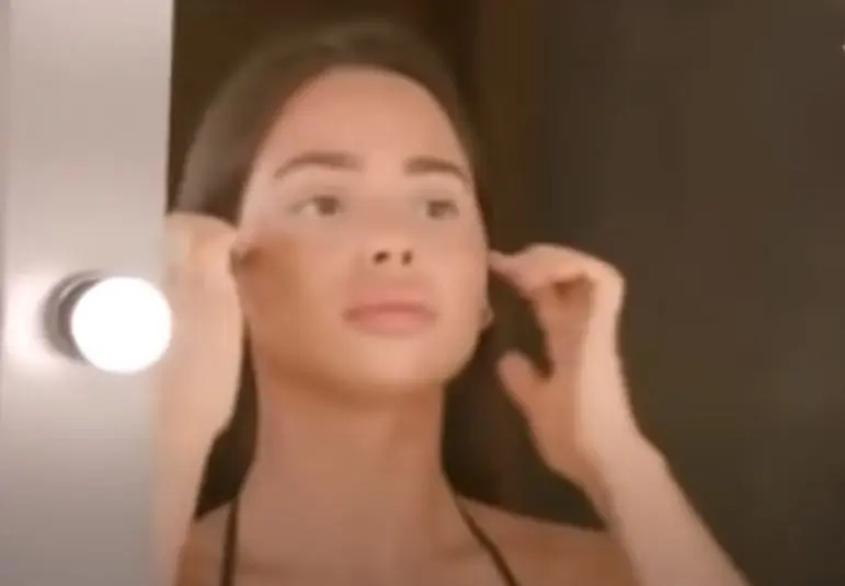 Το μοντέλο του GNTM με την περίφημη ατάκα  “νιώθω ότι they’re blaming my mother” άλλαξε – Η νέα εμφάνιση που προκαλεί (pics)
