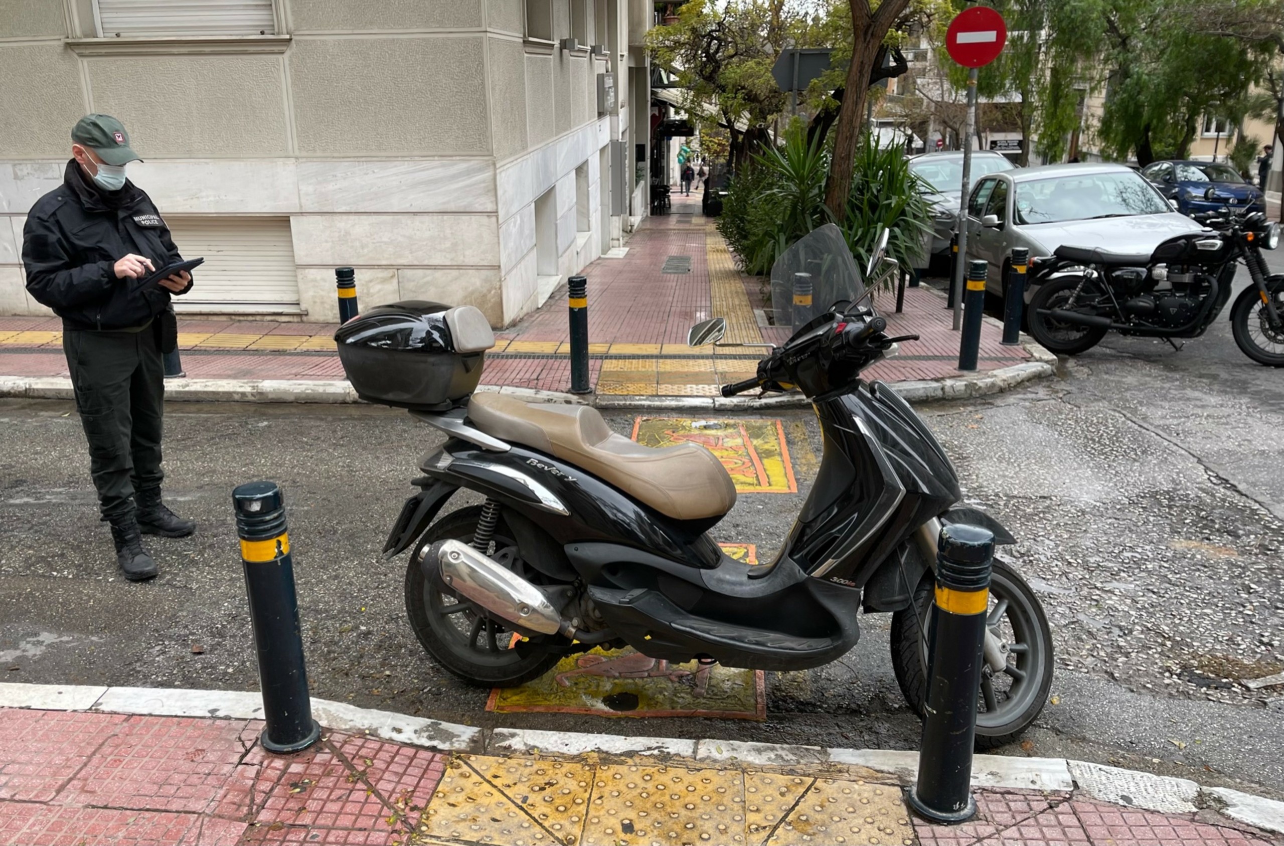 Οι σαρωτικοί έλεγχοι στη δυτική Ελλάδα – Πάνω από 4.000 οι τροχαίες παραβάσεις μόνο για τη στάθμευση