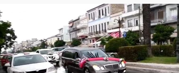 Απίστευτος γαμπρός στη Σπάρτη – Πήγε με νεκροφόρα στο γάμο του (vid)