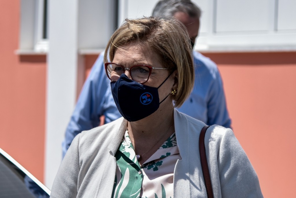 Γκάγκα για αύξηση κρουσμάτων – “Βρισκόμαστε κοντά στην κορύφωση” – Τι θα γίνει με τους ανεμβολίαστους υγειονομικούς