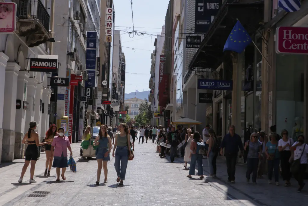 “Παράθυρο” για νέα επιταγή ακρίβειας με διευρυμένα κριτήρια – Τι αλλάζει στις συντάξεις από το 2023